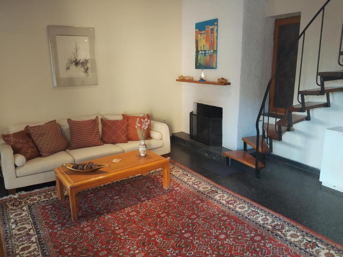 Sunny Apartment Northern Aten Exteriör bild